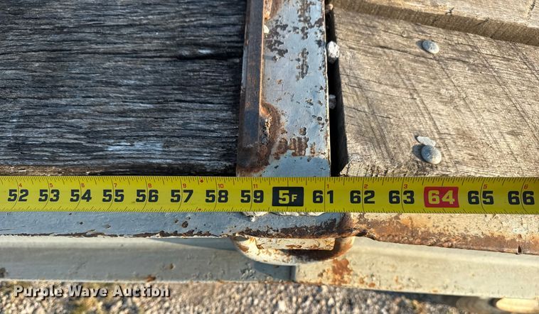 image for item DJ7813 1995 Trail King TK40LP-2400 equipment trailer