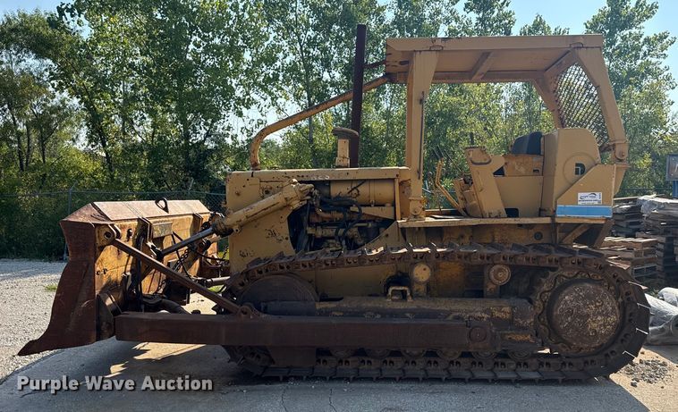 image for item DJ7815 1972 Dresser TD15B dozer