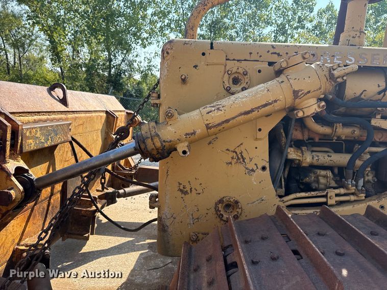 image for item DJ7815 1972 Dresser TD15B dozer