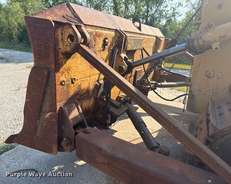 image for item DJ7815 1972 Dresser TD15B dozer