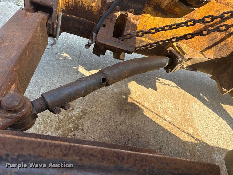 image for item DJ7815 1972 Dresser TD15B dozer