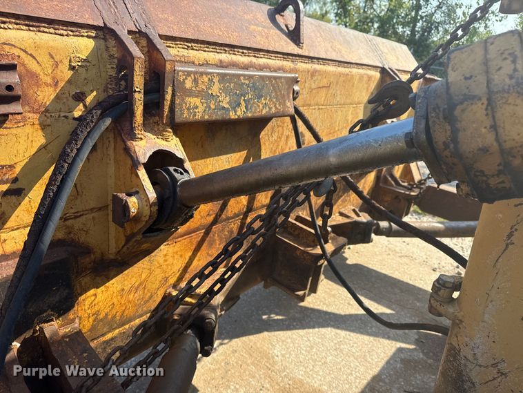 image for item DJ7815 1972 Dresser TD15B dozer