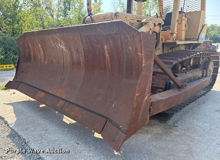 image for item DJ7815 1972 Dresser TD15B dozer