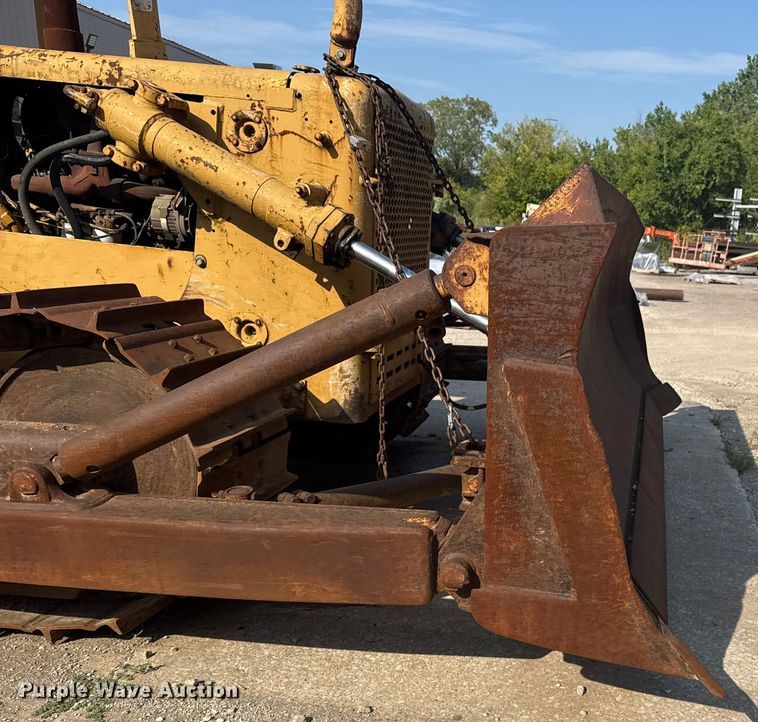 image for item DJ7815 1972 Dresser TD15B dozer