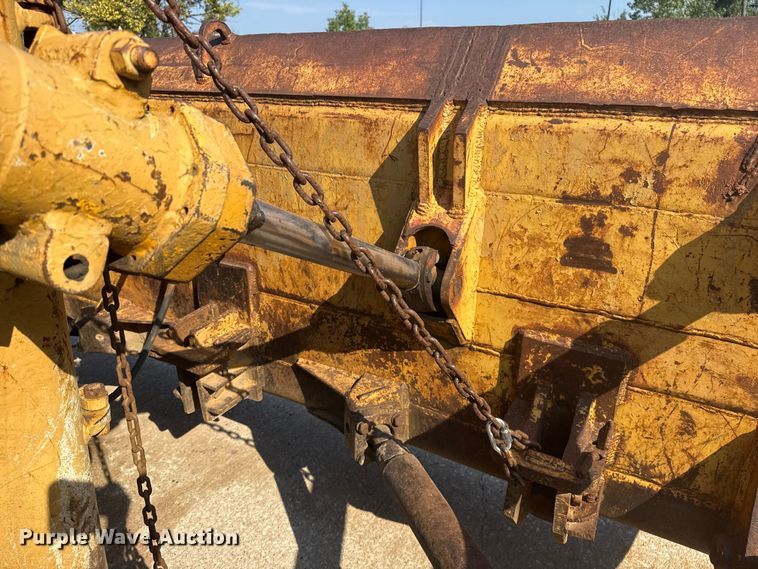 image for item DJ7815 1972 Dresser TD15B dozer