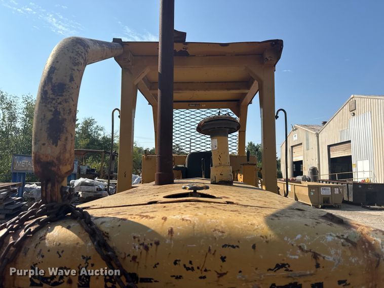 image for item DJ7815 1972 Dresser TD15B dozer