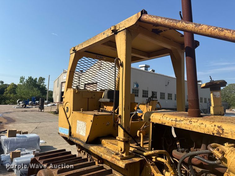 image for item DJ7815 1972 Dresser TD15B dozer