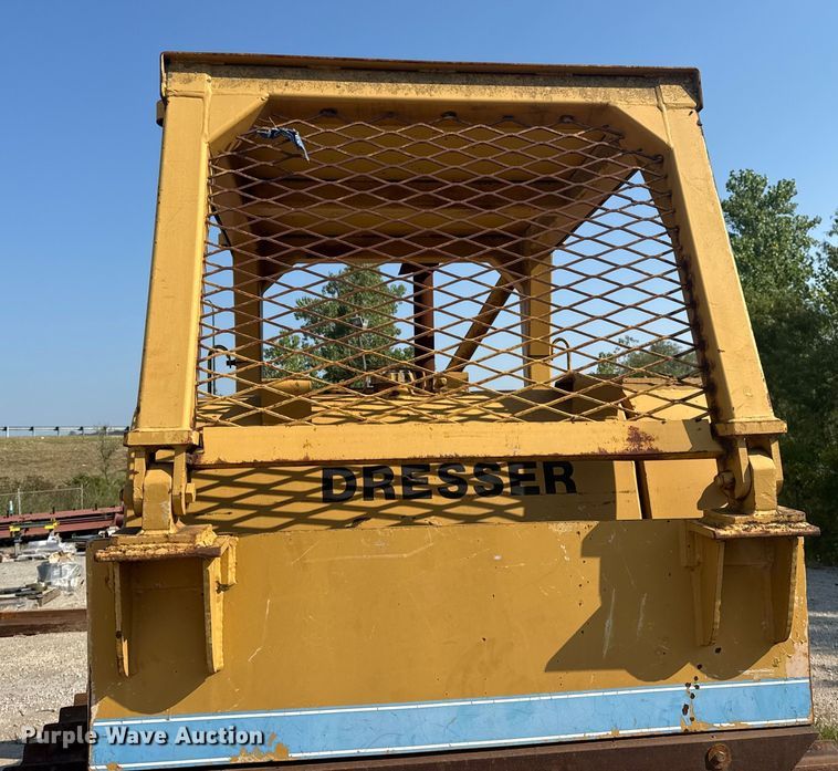 image for item DJ7815 1972 Dresser TD15B dozer