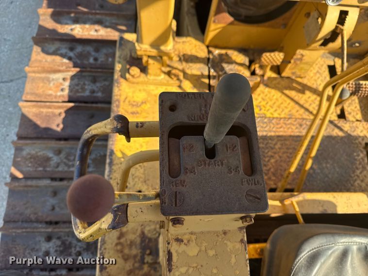 image for item DJ7815 1972 Dresser TD15B dozer