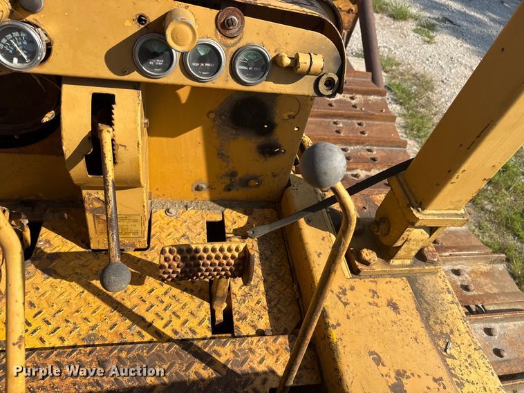 image for item DJ7815 1972 Dresser TD15B dozer