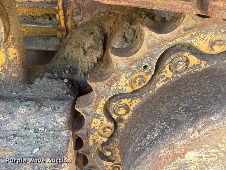 image for item DJ7815 1972 Dresser TD15B dozer