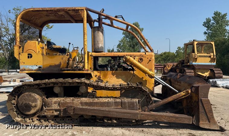 image for item DJ7816 1972 Dresser TD15C dozer