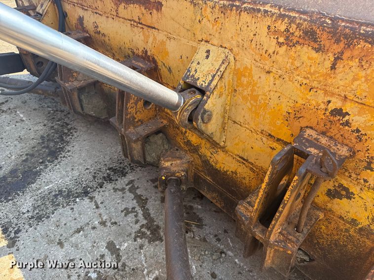 image for item DJ7816 1972 Dresser TD15C dozer