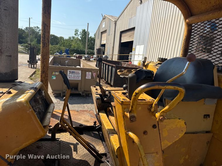 image for item DJ7816 1972 Dresser TD15C dozer