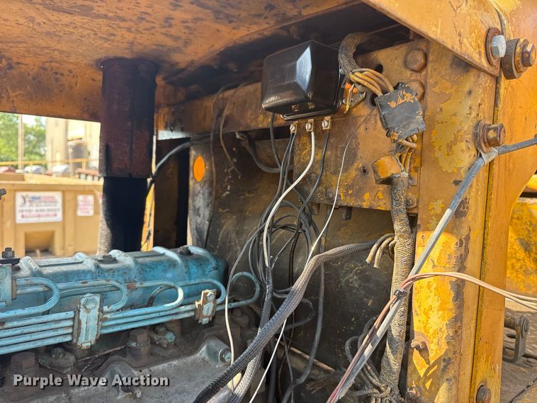 image for item DJ7816 1972 Dresser TD15C dozer