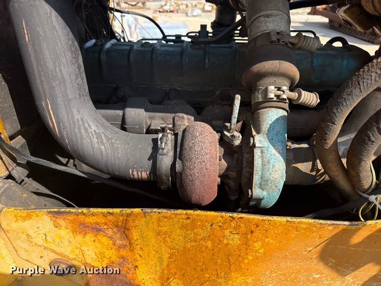 image for item DJ7816 1972 Dresser TD15C dozer