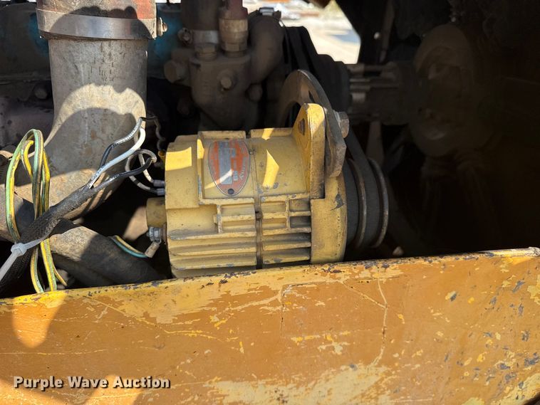 image for item DJ7816 1972 Dresser TD15C dozer