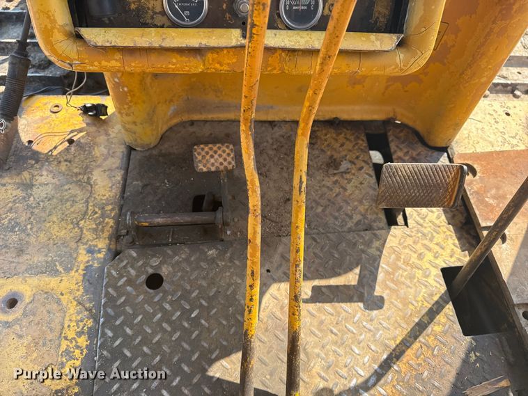 image for item DJ7816 1972 Dresser TD15C dozer