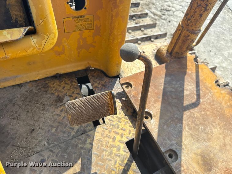 image for item DJ7816 1972 Dresser TD15C dozer