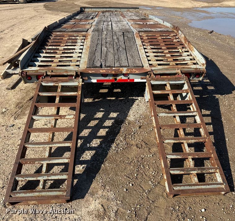 image for item DK7440 2007 Interstate 20DTA equipment trailer