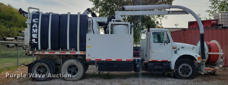 image for item DN4061 1995 International 4900 sewer jetter truck