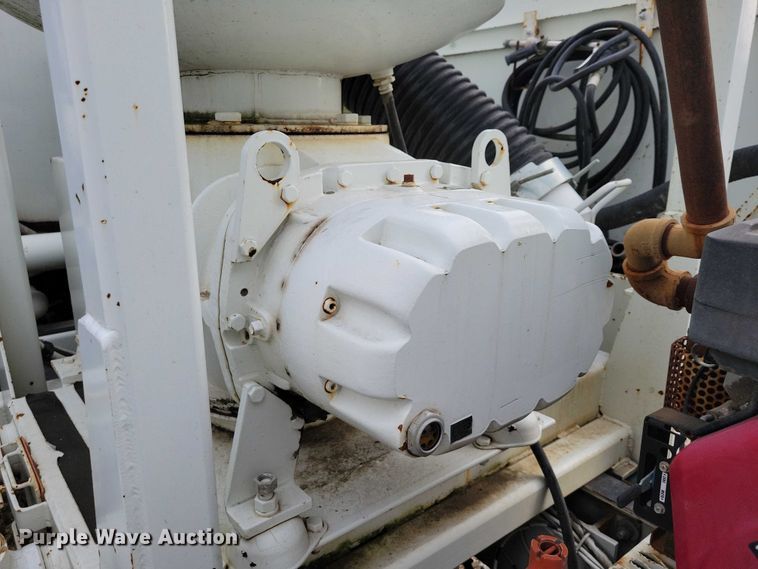 image for item DN4061 1995 International 4900 sewer jetter truck