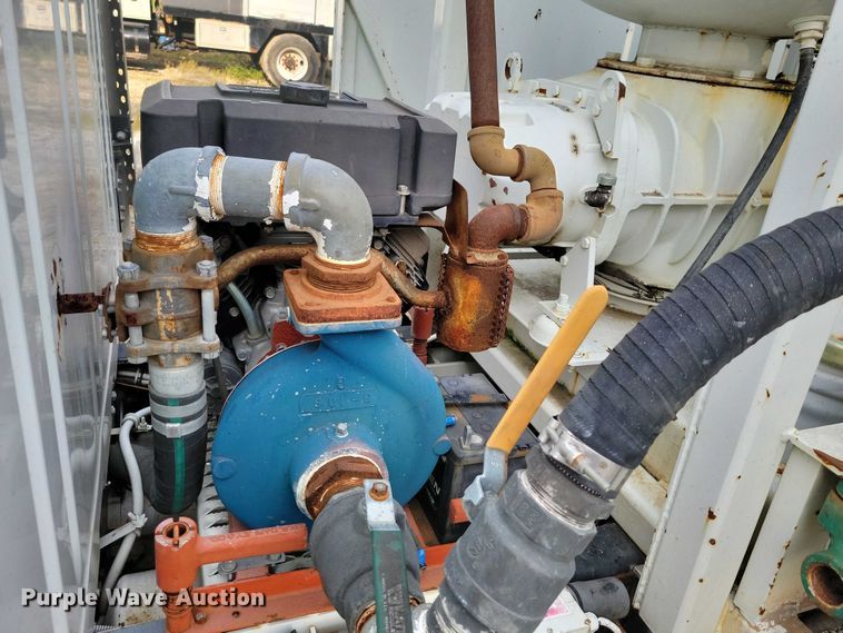 image for item DN4061 1995 International 4900 sewer jetter truck