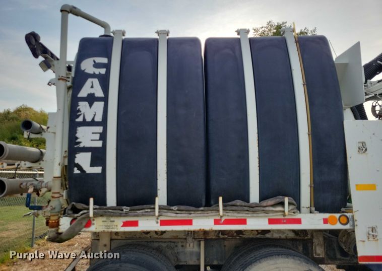 image for item DN4061 1995 International 4900 sewer jetter truck