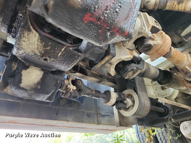 image for item DN4061 1995 International 4900 sewer jetter truck