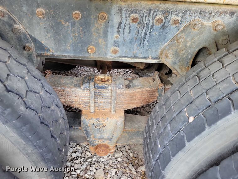 image for item DN4061 1995 International 4900 sewer jetter truck