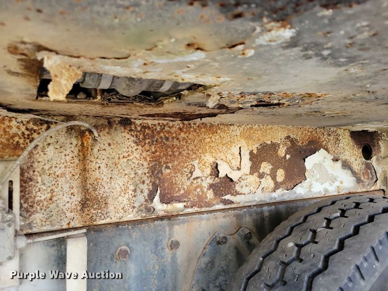 image for item DN4061 1995 International 4900 sewer jetter truck