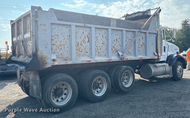 image for item DO1224 1996 Kenworth T800E dump truck