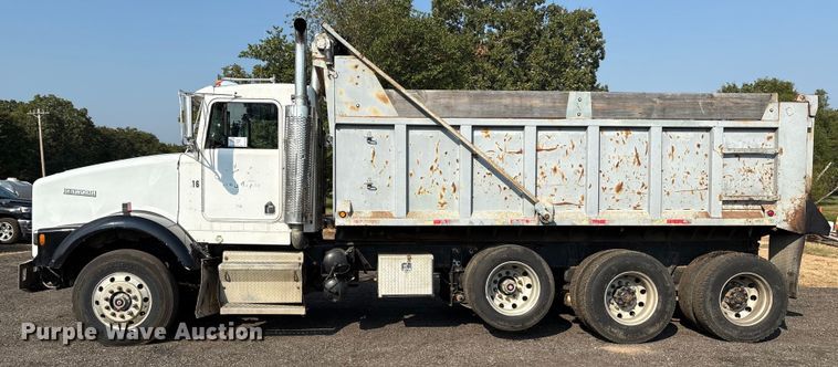 image for item DO1224 1996 Kenworth T800E dump truck