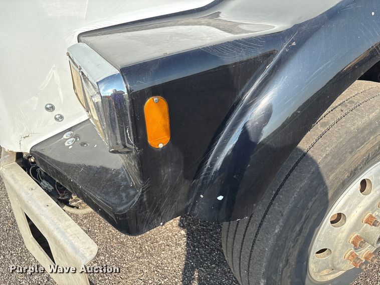 image for item DO1224 1996 Kenworth T800E dump truck