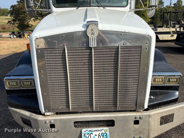 image for item DO1224 1996 Kenworth T800E dump truck