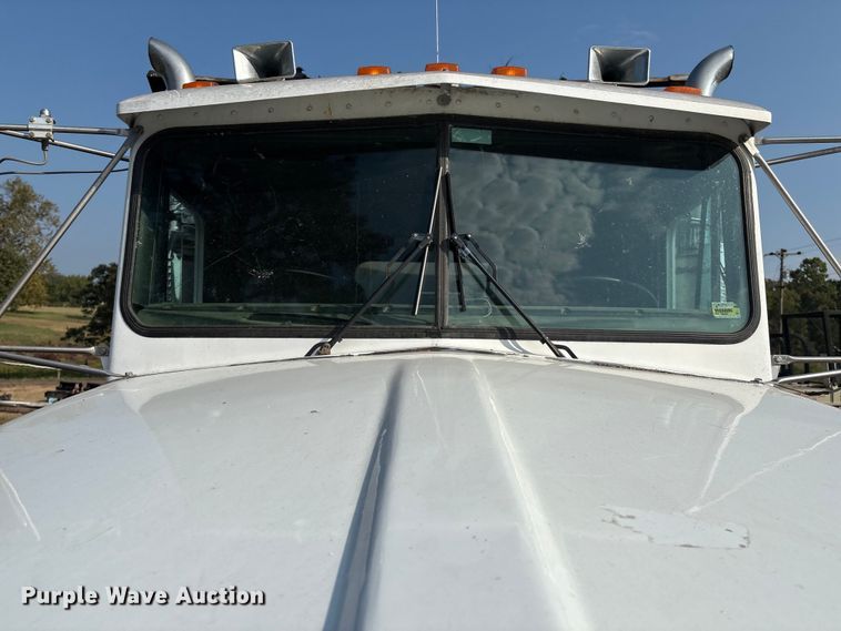 image for item DO1224 1996 Kenworth T800E dump truck