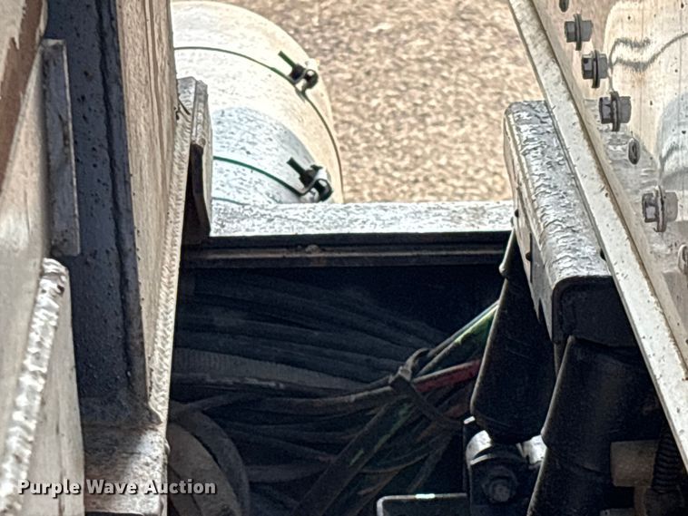 image for item DO1224 1996 Kenworth T800E dump truck