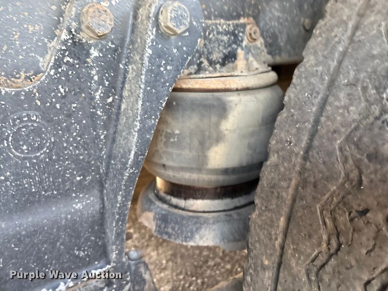 image for item DO1224 1996 Kenworth T800E dump truck