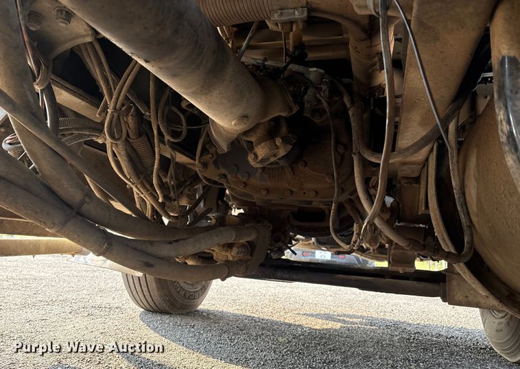 image for item DO1224 1996 Kenworth T800E dump truck