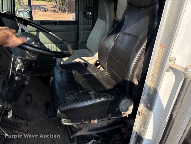 image for item DO1224 1996 Kenworth T800E dump truck