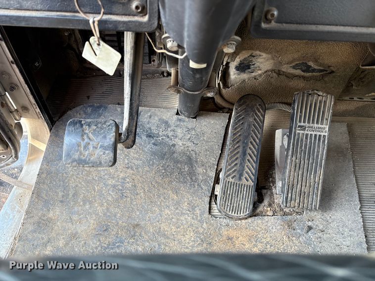 image for item DO1224 1996 Kenworth T800E dump truck