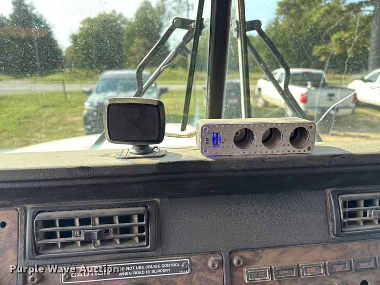 image for item DO1224 1996 Kenworth T800E dump truck