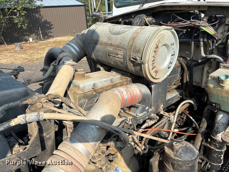 image for item DO1224 1996 Kenworth T800E dump truck