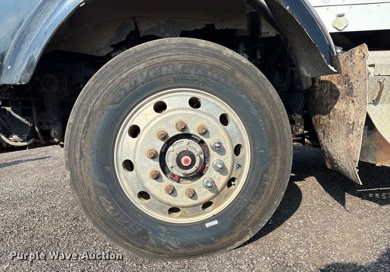 image for item DO1224 1996 Kenworth T800E dump truck