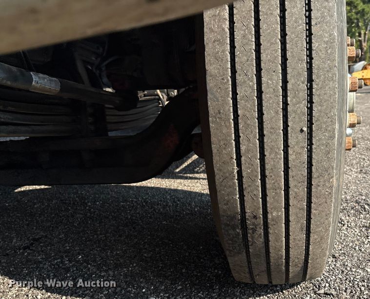 image for item DO1224 1996 Kenworth T800E dump truck