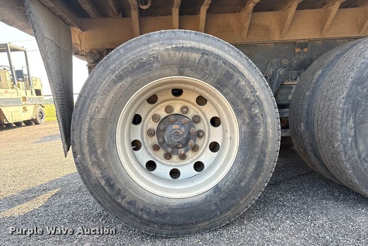 image for item DO1224 1996 Kenworth T800E dump truck