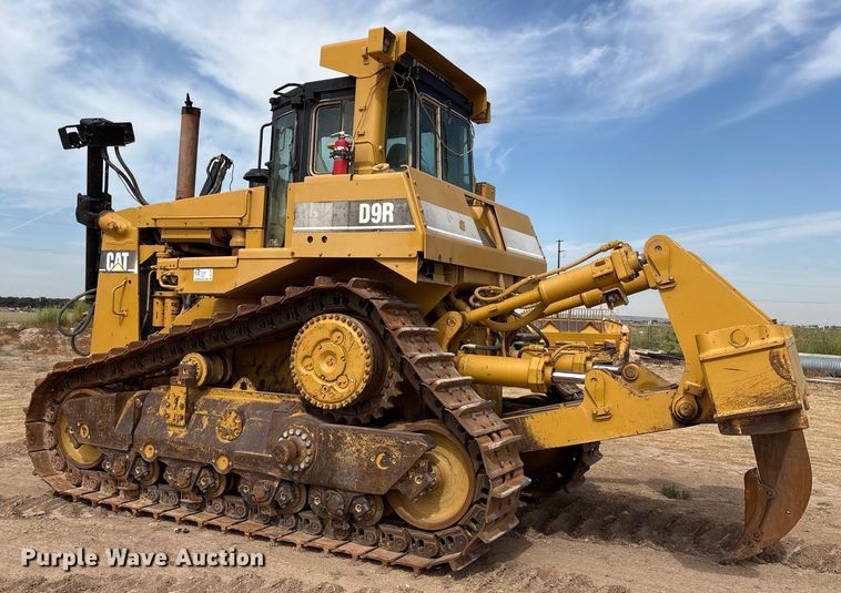image for item DO1245 1997 Caterpillar D9R dozer