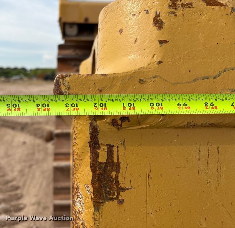 image for item DO1245 1997 Caterpillar D9R dozer