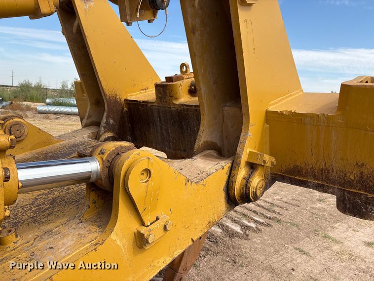 image for item DO1245 1997 Caterpillar D9R dozer