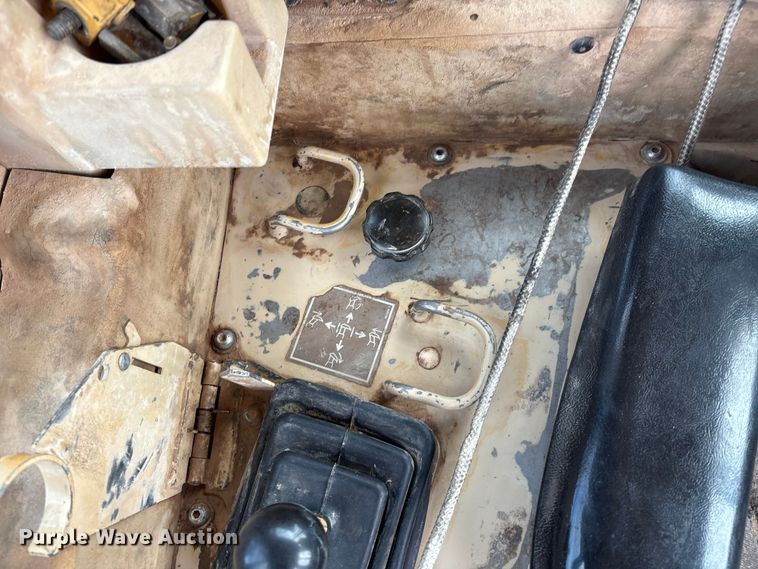 image for item DO1245 1997 Caterpillar D9R dozer